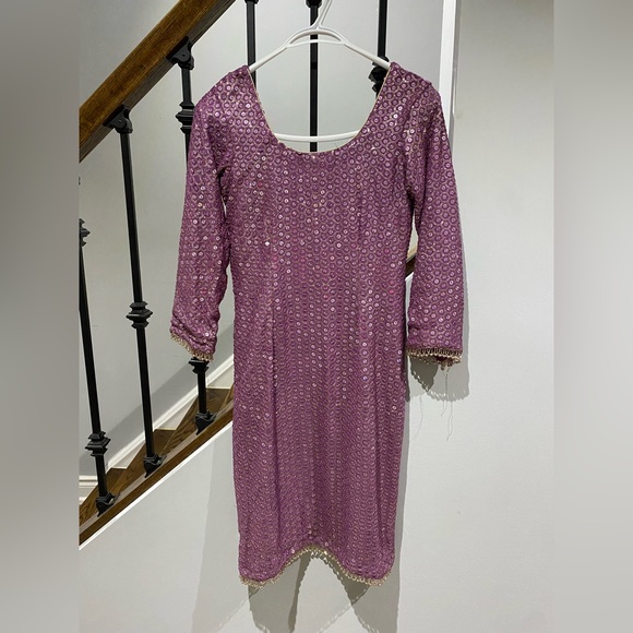 Purple Garara -> Traditional Indian Suit - Picture 3 of 13